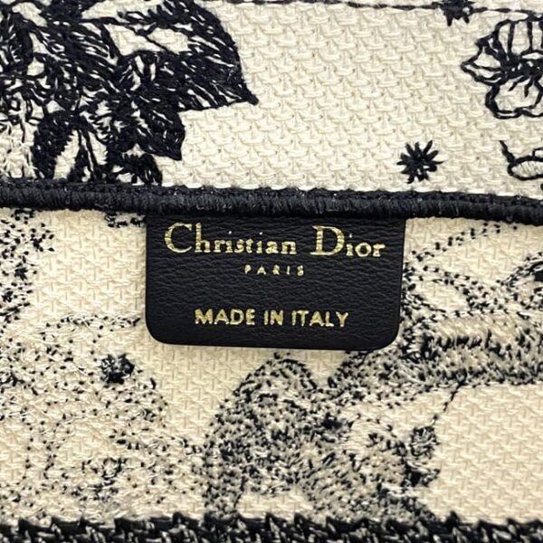 f 20986 10 Christian Dior Book Tote Canvas White Black