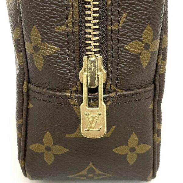 f16727 5 Louis Vuitton Truth Toilette Pouch Monogram Canvas Brown