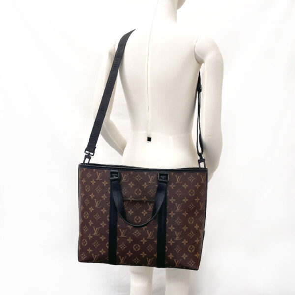 f3092139 14 Louis Vuitton Weekend Tote PM 2Way Tote Bag Monogram Macassar