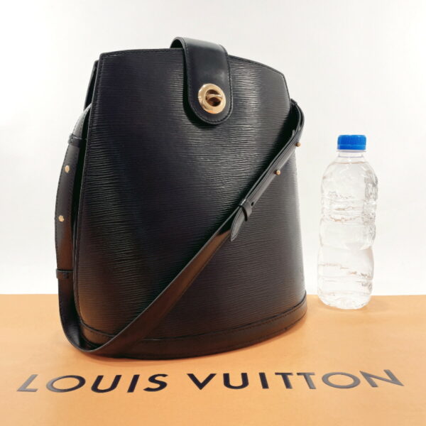 f3092143 2 Louis Vuitton Cluny Shoulder Bag Epi Leather Black