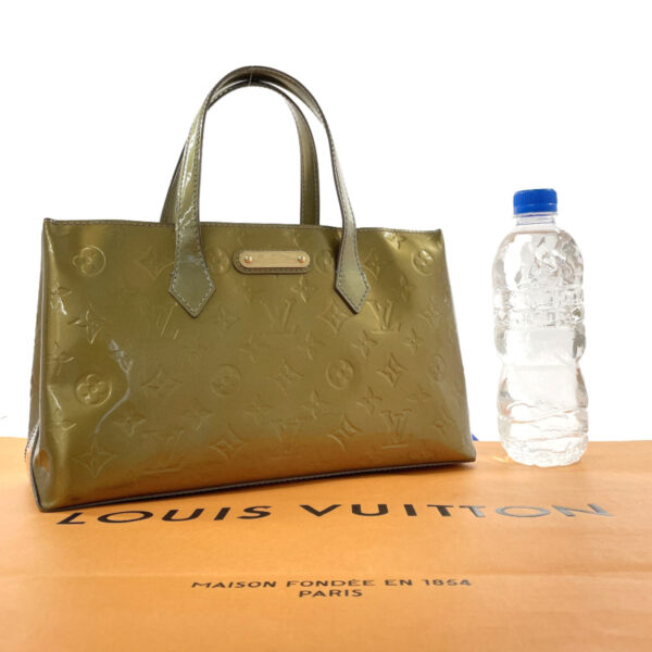 f3113003 2 Louis Vuitton Wilshire PM Handbag Monogram Vernis Green