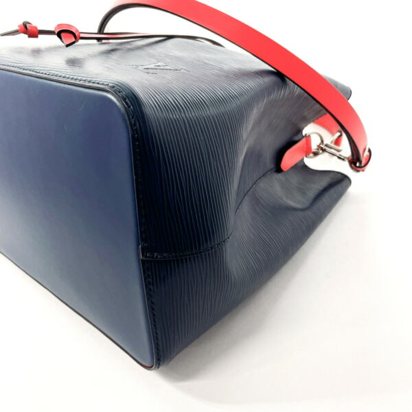 f3113081 6 Louis Vuitton Neonoe Shoulder Bag Epi Leather Navy