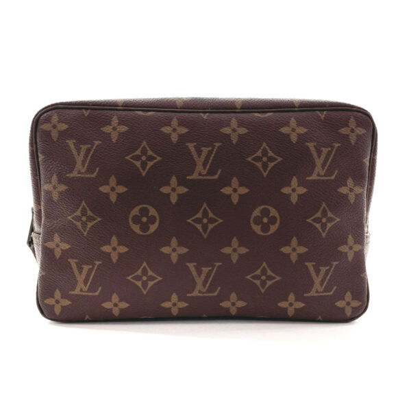 f3113111 1 Louis Vuitton True Toilette 23 Pouch Monogram Brown