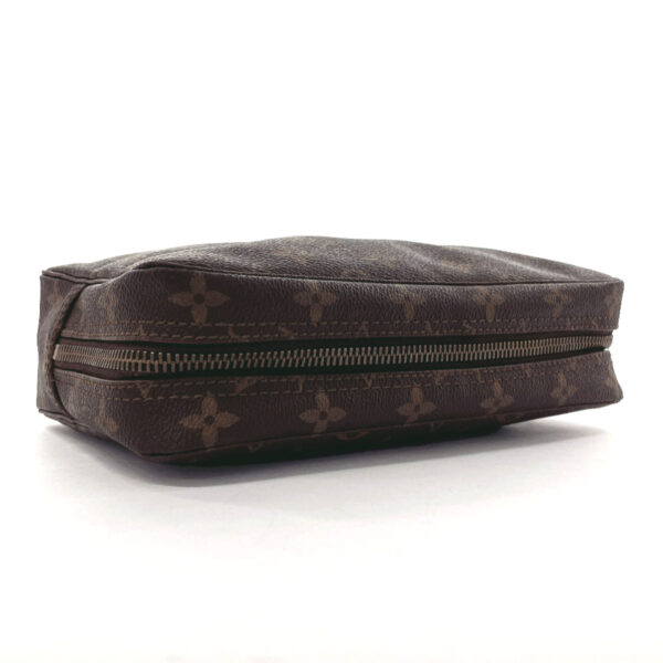 f3113111 7 Louis Vuitton True Toilette 23 Pouch Monogram Brown