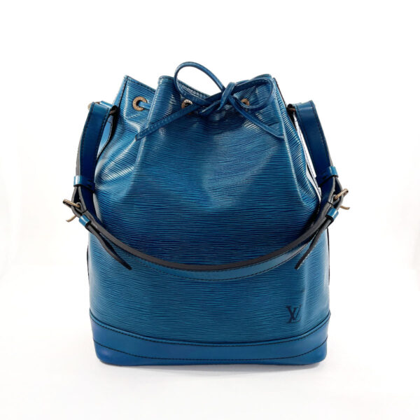 f4013869 1 Louis Vuitton Noe Shoulder Bag Epi Leather Blue