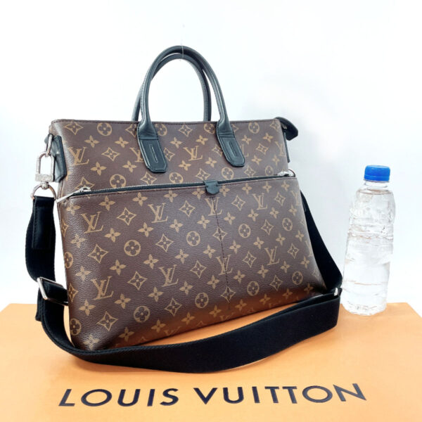 f4034325 2 Louis Vuitton 7 DW Business Bag Monogram Macassar Brown