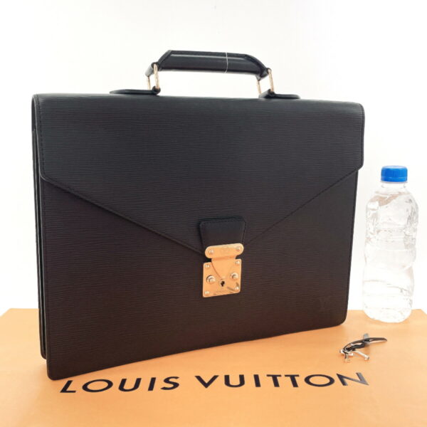 f4034344 2 Louis Vuitton Serviette Ambassador Business Bag Epi Leather Black