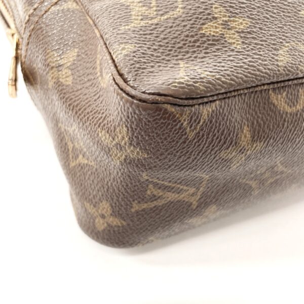 f4075259 6 Louis Vuitton True Toilet 28 Pouch Monogram Brown