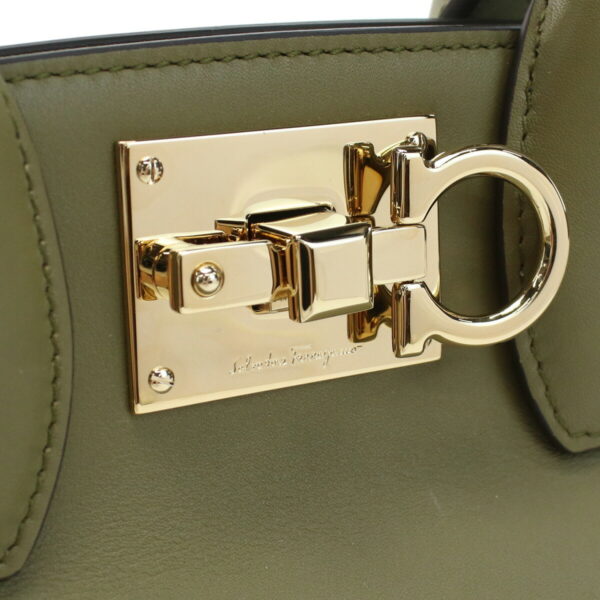 fer21 h159031 2 Ferragamo Handbag Khaki Green