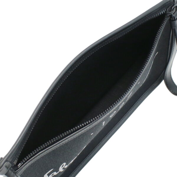 fer24 0971011 3 Ferragamo Clutch Bag Nero Black