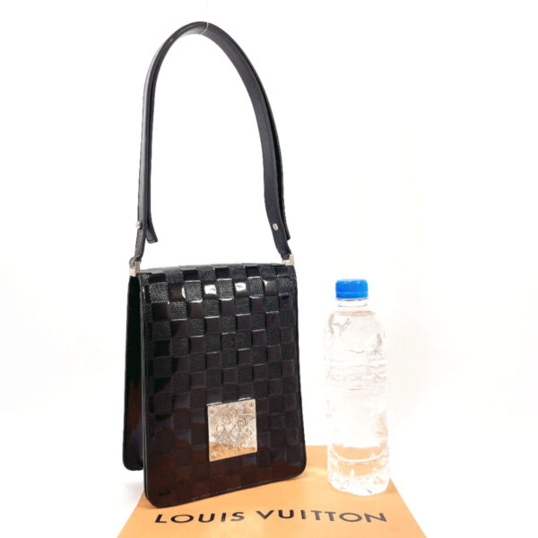 g3071777 2 Louis Vuitton Club Shoulder Bag VernisDamier Black