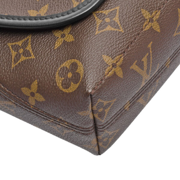 ik 00 0439739 06 Louis Vuitton Monogram Macassar Magnetic Messenger Shoulder Bag