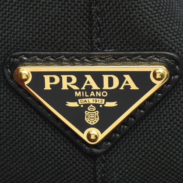 ik 00 0439768 011 Prada Tote Bag Jacquard Black