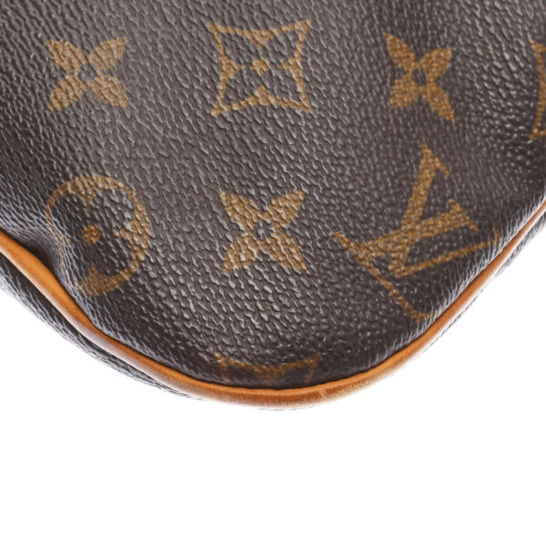 ik 00 0439872 010 Louis Vuitton Monogram Pochette Bosphore Shoulder Bag