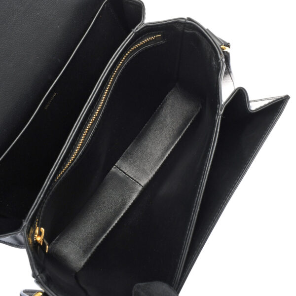 ik 00 0446055 04 Celine Triomphe Medium Shoulder Bag Shiny Calf Black