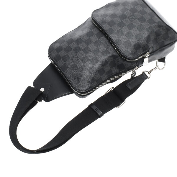 ik 00 0446417 02 Louis Vuitton Damier Graphite Avenue Sling Bag Black