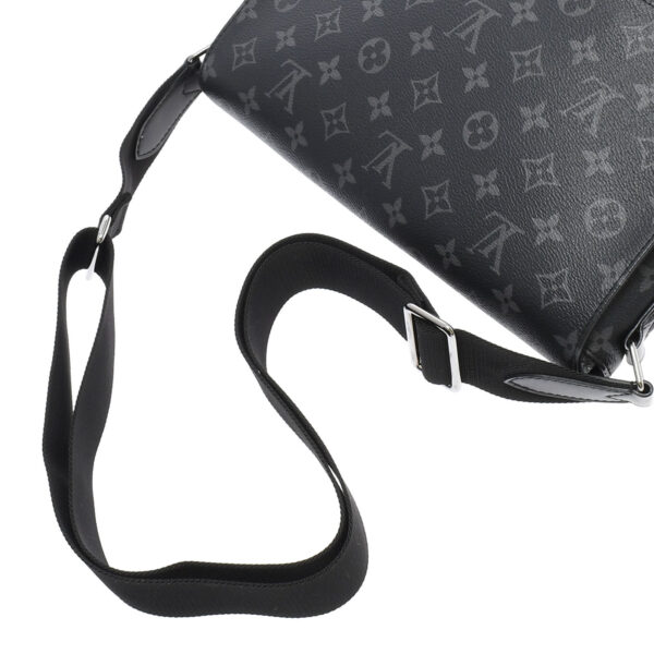 ik 00 0449600 02 Louis Vuitton Monogram Eclipse Messenger Explorer PM Shoulder Bag Black