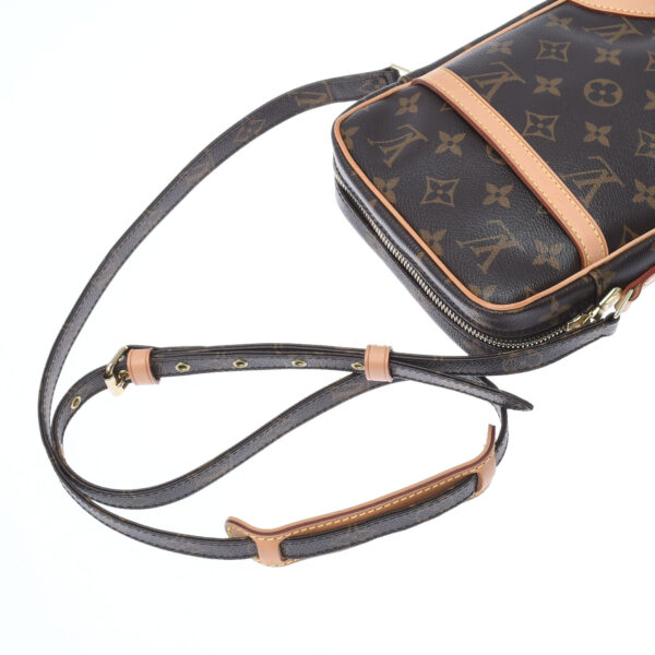 ik 00 0450895 3 Louis Vuitton Monogram Danube Shoulder Bag Brown