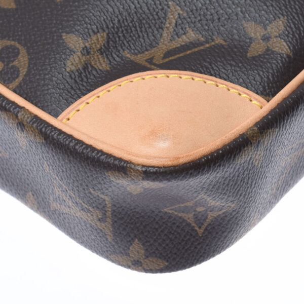 ik 00 0450895 6 Louis Vuitton Monogram Danube Shoulder Bag Brown