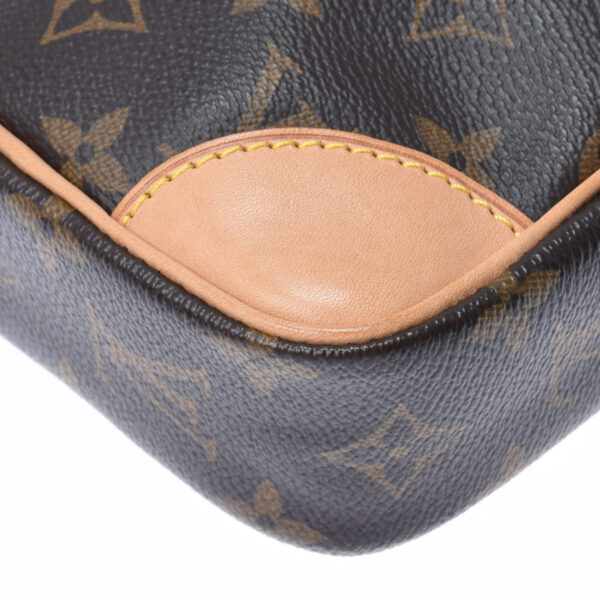 ik 00 0450895 8 Louis Vuitton Monogram Danube Shoulder Bag Brown