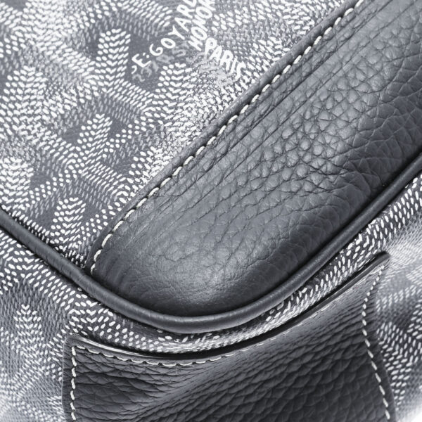 ik 00 0451070 06 Goyard Granblue Herringbone Shoulder Bag Calf Gray