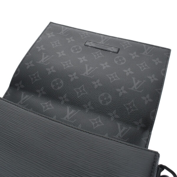 ik 00 0454276 9 Louis Vuitton Epi Monogram Eclipse Flap Messenger Bag Black