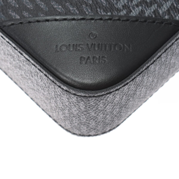 ik 00 0523800 6 Louis Vuitton Damier Graphite 3D Trio Messenger Bag Black Gray