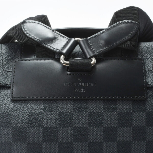 ik 00 0528165 8 Louis Vuitton Damier Graphite Christopher MM Backpack Black Gray