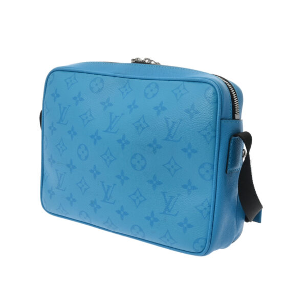 ik 00 0551965 3 Louis Vuitton Taigarama Outdoor Messenger PM Shoulder Bag Blue