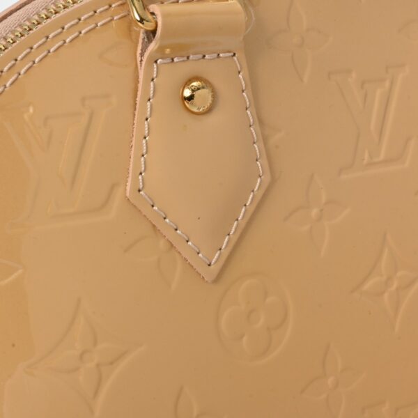 ik 00 0613979 9 Louis Vuitton Alma BB Handbag Monogram Vernis Beige Poudre