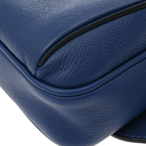 ik 00 0614505 7 Louis Vuitton Taigarama Bum Outdoor Body Bag Cobalt