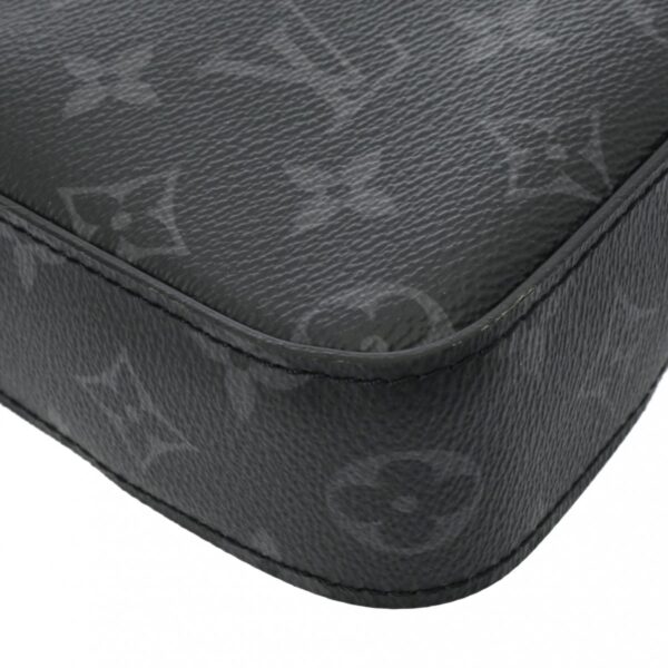 ik 00 0616331 10 Louis Vuitton Trio Messenger Bag Monogram Eclipse Canvas Black