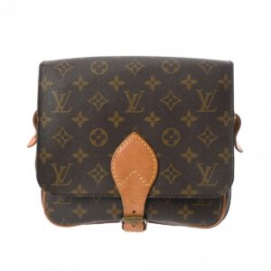 ik 00 0619840 2 Gucci GG Marmont Quilted Small Chain Shoulder Bag