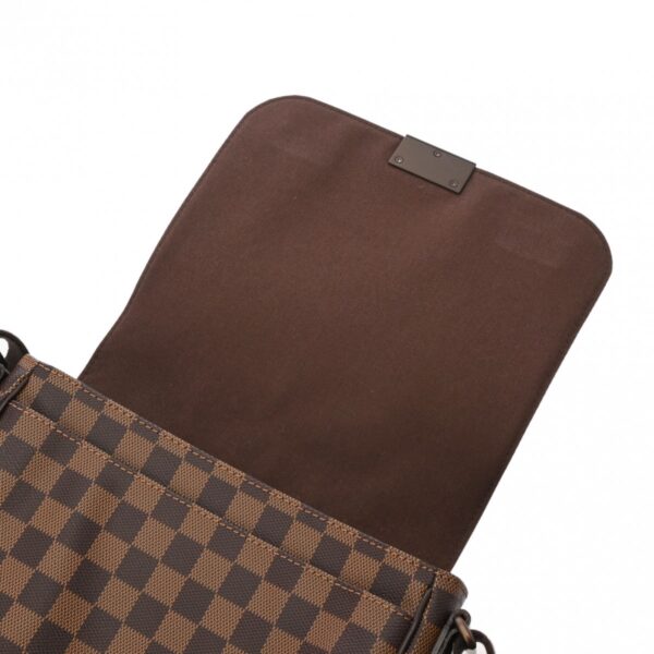 ik 00 0619865 10 Louis Vuitton District PM Shoulder Bag Damier Brown