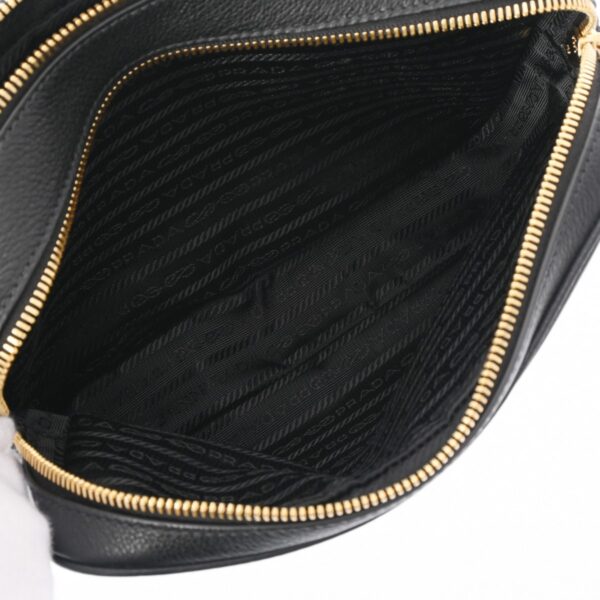 ik 00 0620601 12 Prada Leather Shoulder Bag Black