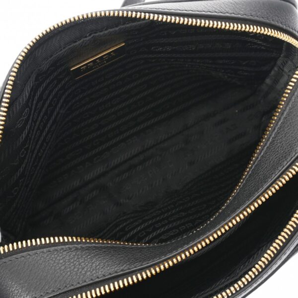 ik 00 0620601 13 Prada Leather Shoulder Bag Black