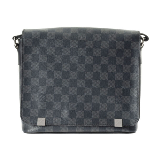 ik 00 0621435 2 Louis Vuitton District PM NM Shoulder Bag Damier Graphite Canvas Black