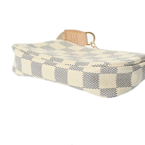 ik 00 0621724 5 Louis Vuitton Mini Pochette Accessoire Damier Azur White