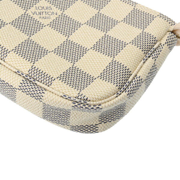 ik 00 0621724 9 Louis Vuitton Mini Pochette Accessoire Damier Azur White