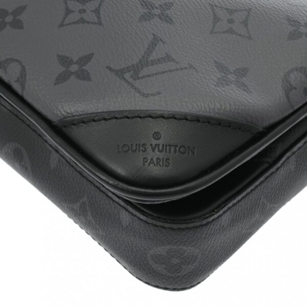 ik 00 0623466 7 Louis Vuitton Trio Messenger Bag Monogram Eclipse Canvas Black