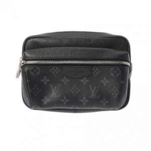 ik 00 0623467 2 Balenciaga Shoulder Bag The Hacker Black