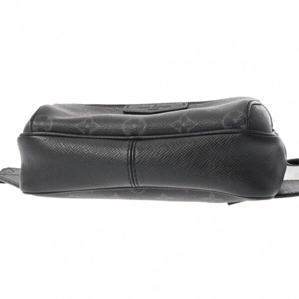 ik 00 0623467 5 Louis Vuitton Bum Bag Taigarama Leather Noir