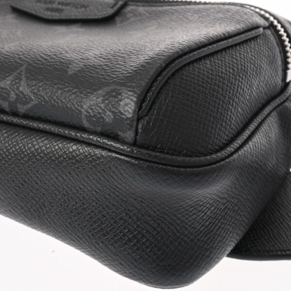 ik 00 0623467 7 Louis Vuitton Bum Bag Taigarama Leather Noir