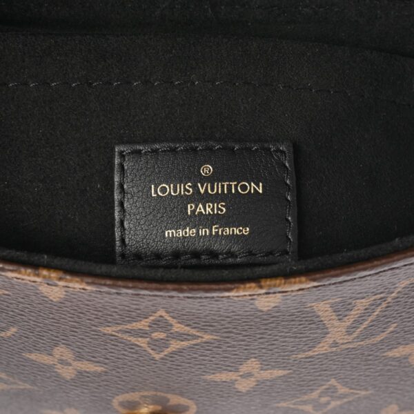 ik 00 0623542 15 Louis Vuitton Locky BB Shoulder Bag Monogram Canvas Noir