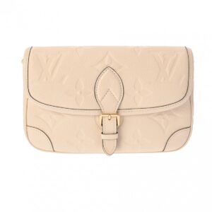 ik 00 0623543 2 Furla Shoulder Leather Bag Beige