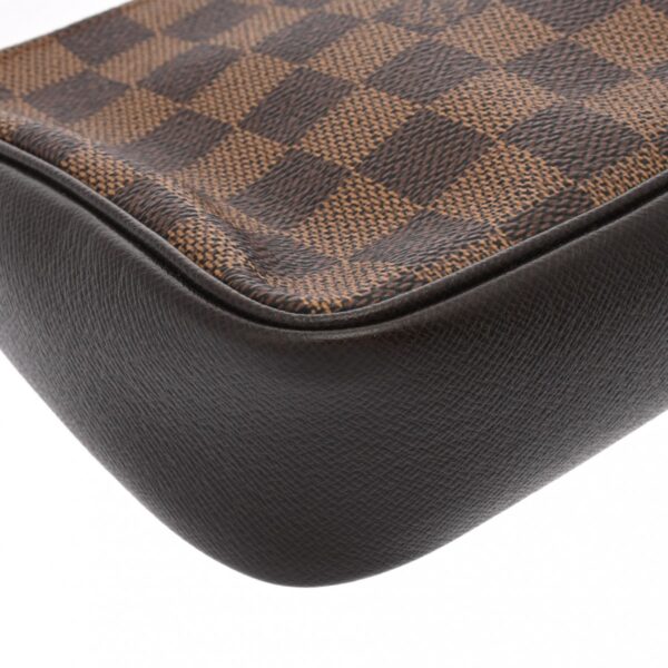 ik 00 0624659 9 Louis Vuitton Truth Pouch Damier Canvas Brown