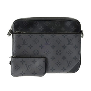 ik 00 0625350 2 Louis Vuitton Pochette Discovery Clutch Bag Monogram Shadow