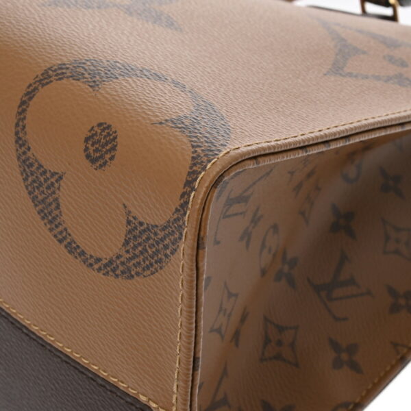 ik 00 0626424 11 Louis Vuitton On the Go MM 2Way Tote Bag Monogram Giant Reverse Canvas Brown