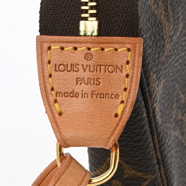 ik 00 0626569 15 Louis Vuitton Pochette Accessoire Pouch Monogram Canvas Brown