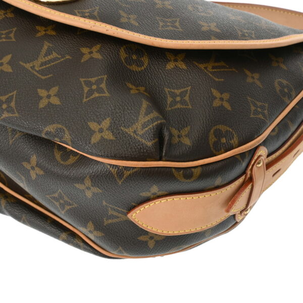 ik 00 0629473 7 Louis Vuitton Thuram GM Shoulder Bag Monogram Canvas Brown